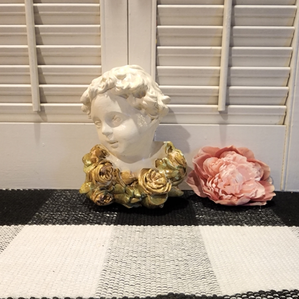 Shabby Chic Decor - Picture 3 of 4